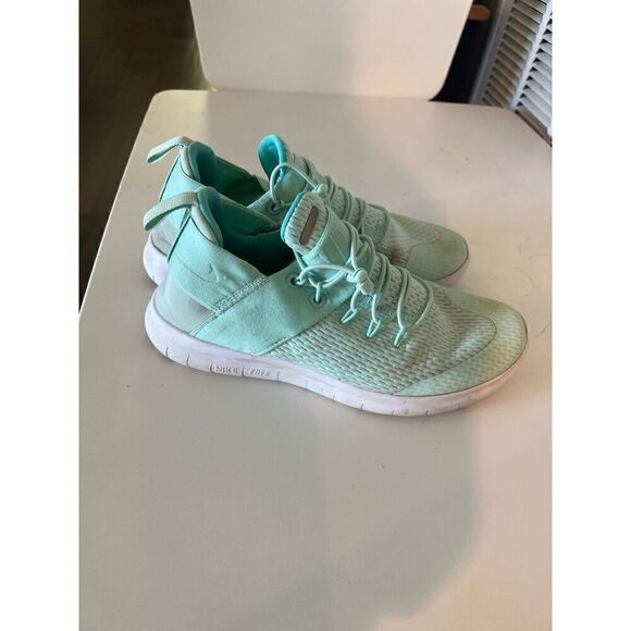 Women's Nike Free RN Commuter 2017 Running Shoes Igloo/Night Purple/Aurora Green - Picture 2 of 3